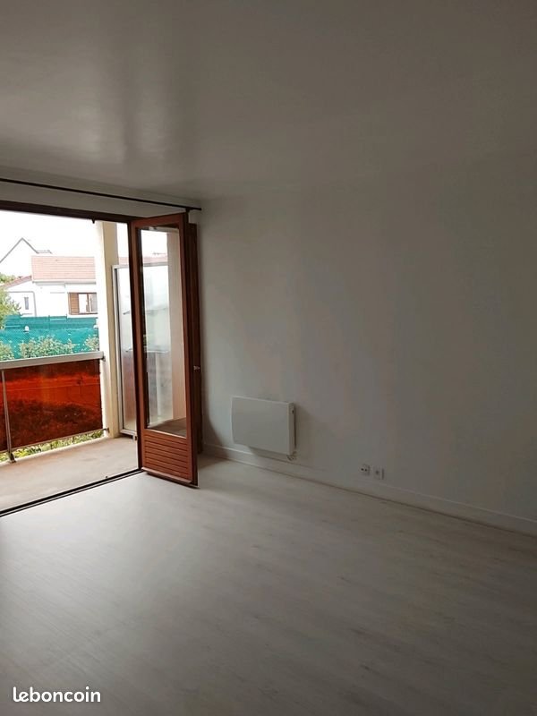 Appartement à louer, NaNm², Massy