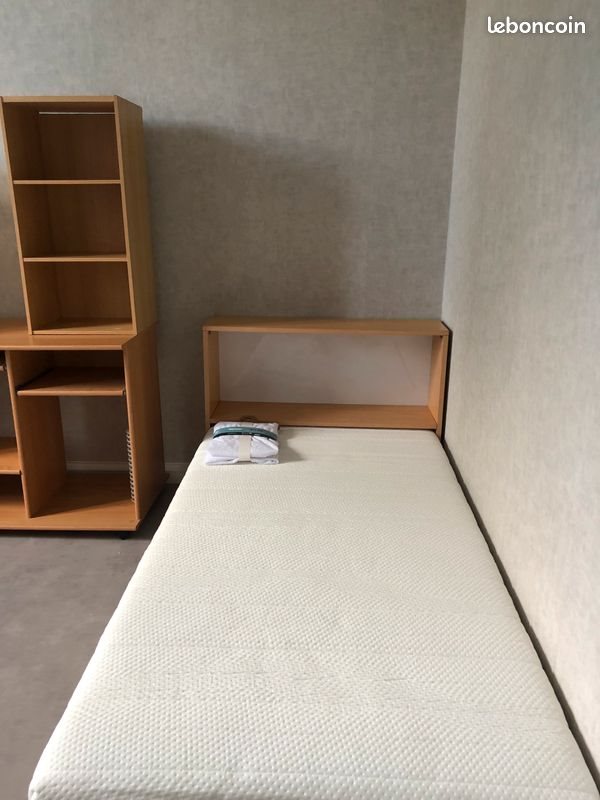 Appartement à louer, 15m², Saintes