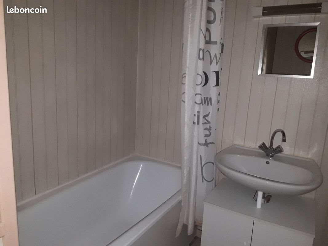 Appartement à louer, 21m², Clermont-Ferrand