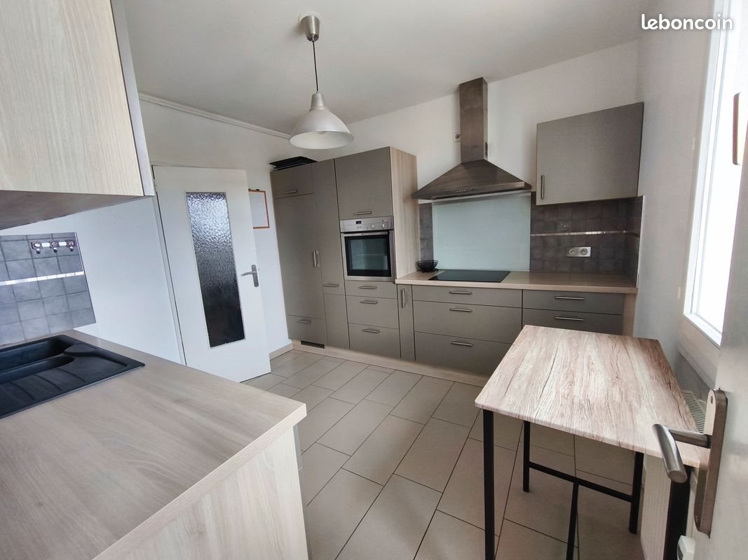 Appartement à louer, 76m², Lingolsheim