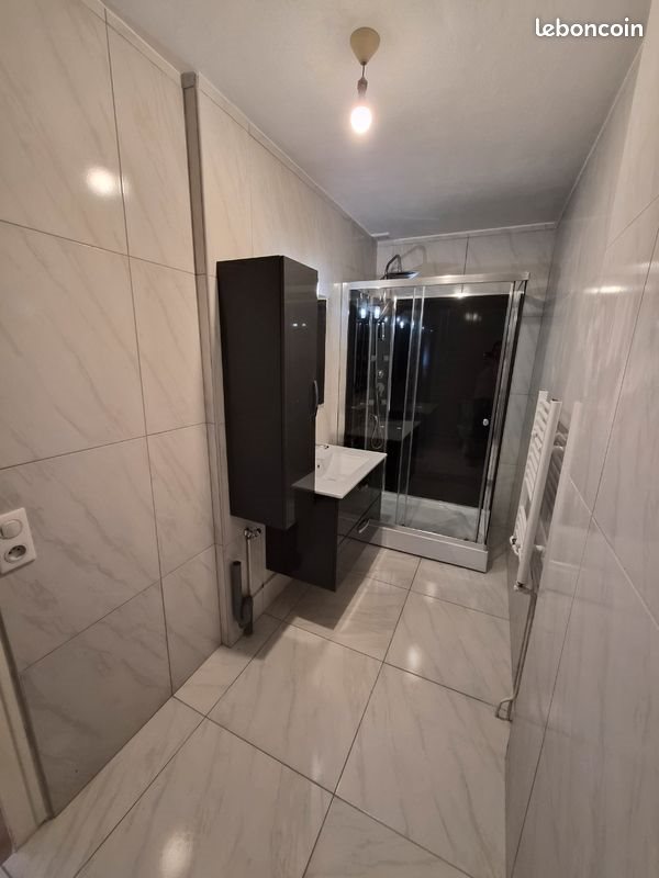 Maison à louer, 105m², La Monnerie-le-Montel