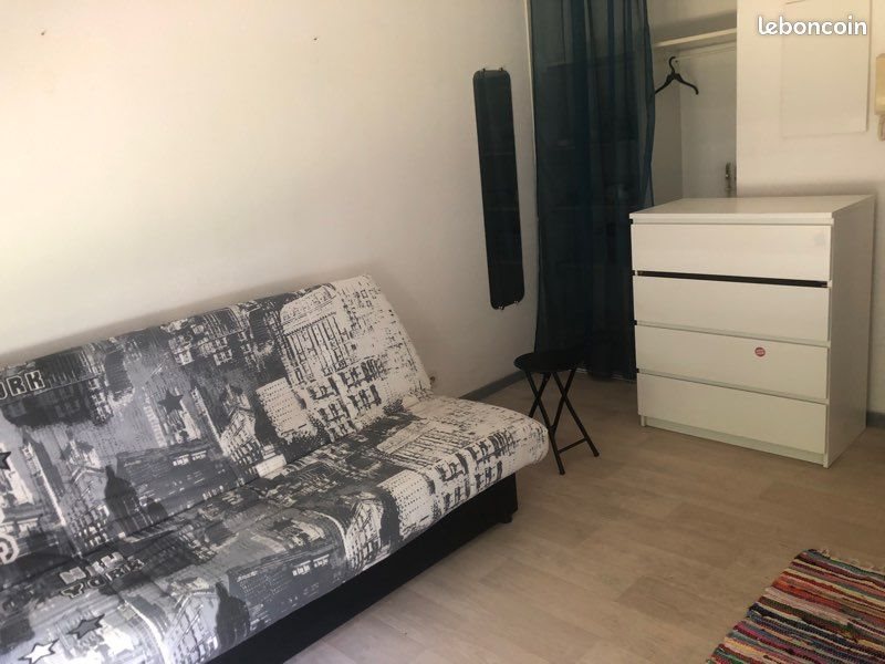 Appartement à louer, 18m², Pau