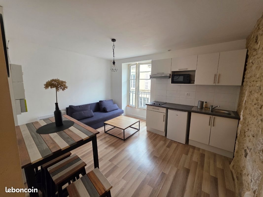 Appartement à louer, 29m², Poitiers
