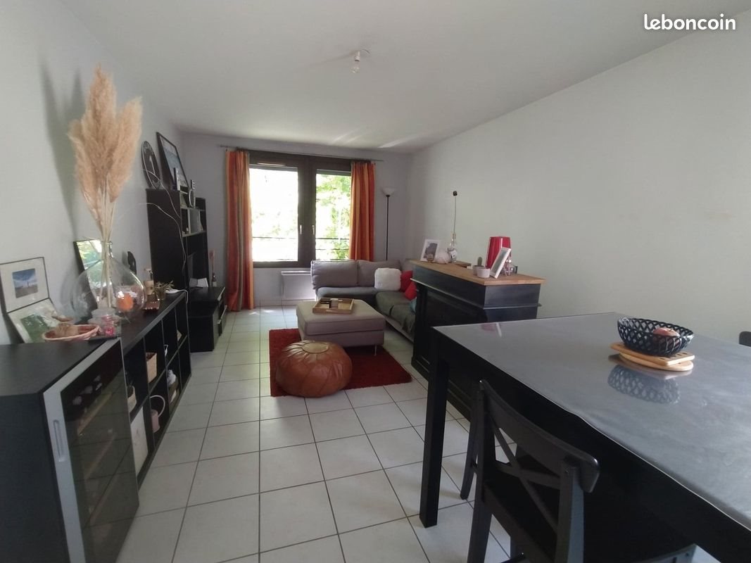 Appartement à louer, 58m², Saint-Étienne
