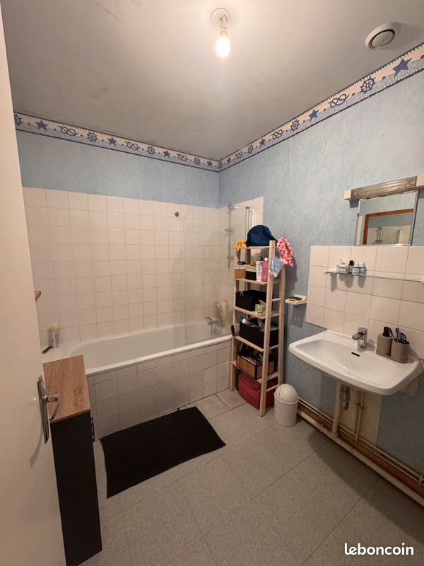 Appartement à louer, 57m², Neuville-de-Poitou