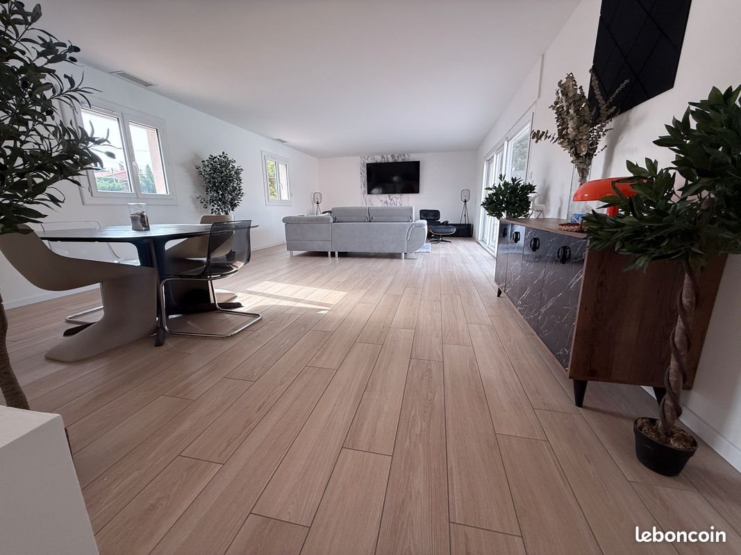 Maison à vendre, 196m², Trouillas