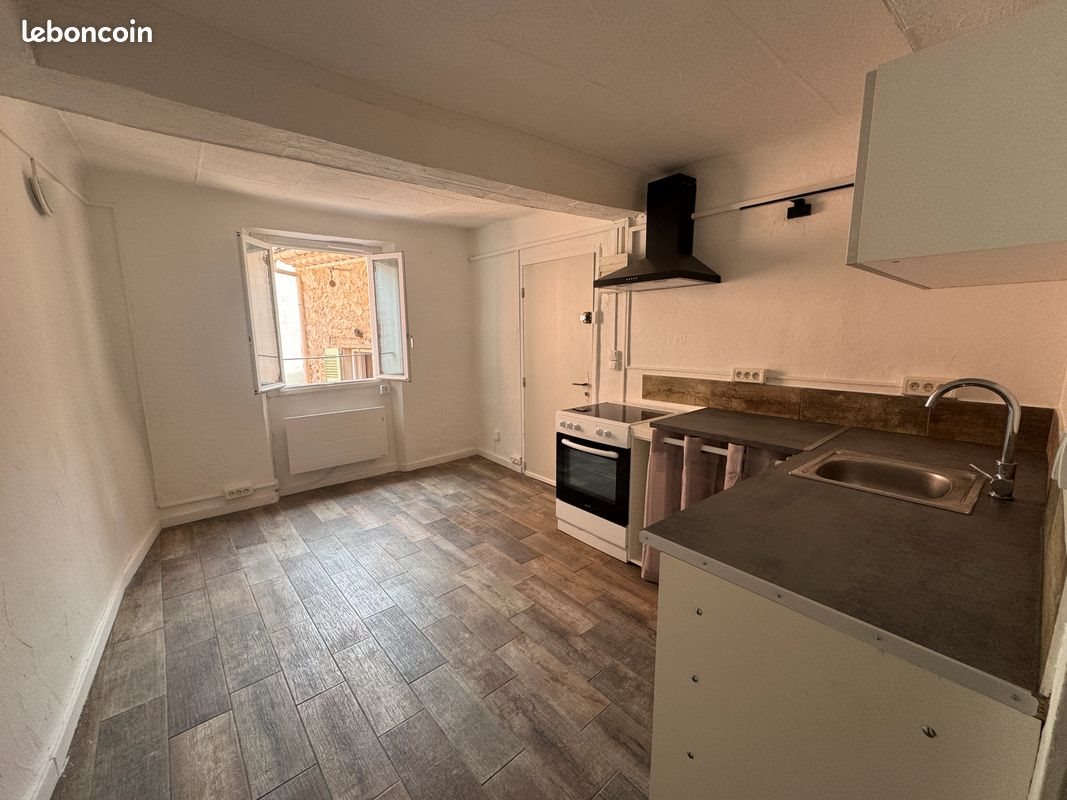 Appartement à louer, 32m², Barjols