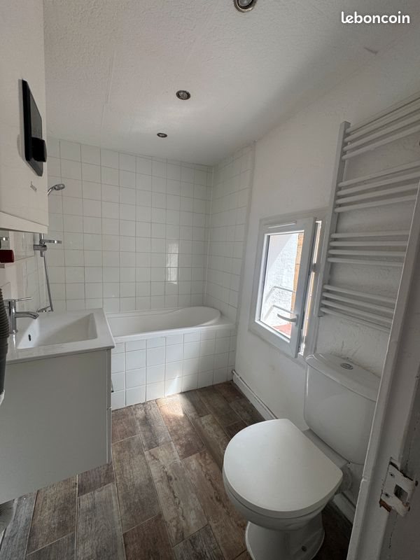 Appartement à louer, 32m², Barjols