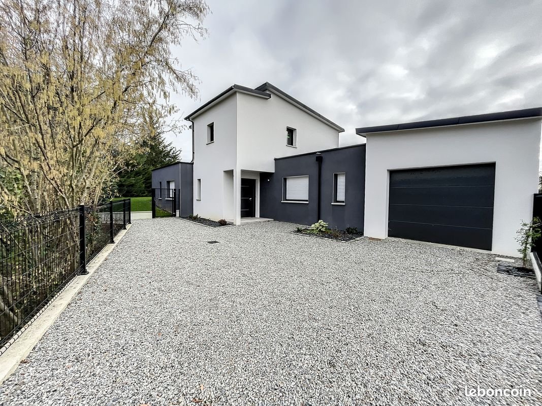 Maison à louer, 133m², Chartres-de-Bretagne