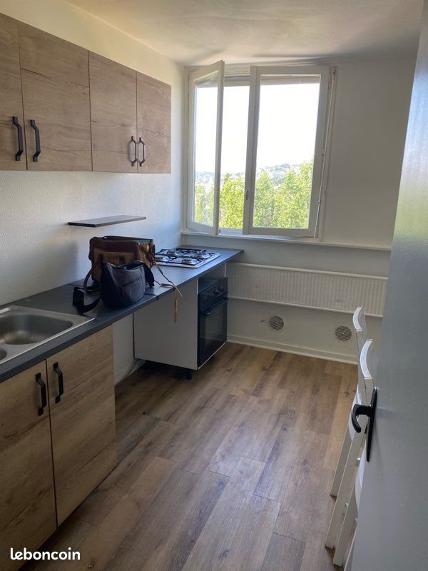 Appartement à louer, 74m², Saint-Étienne