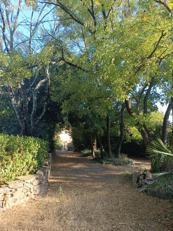 Maison à louer, 200m², Nîmes