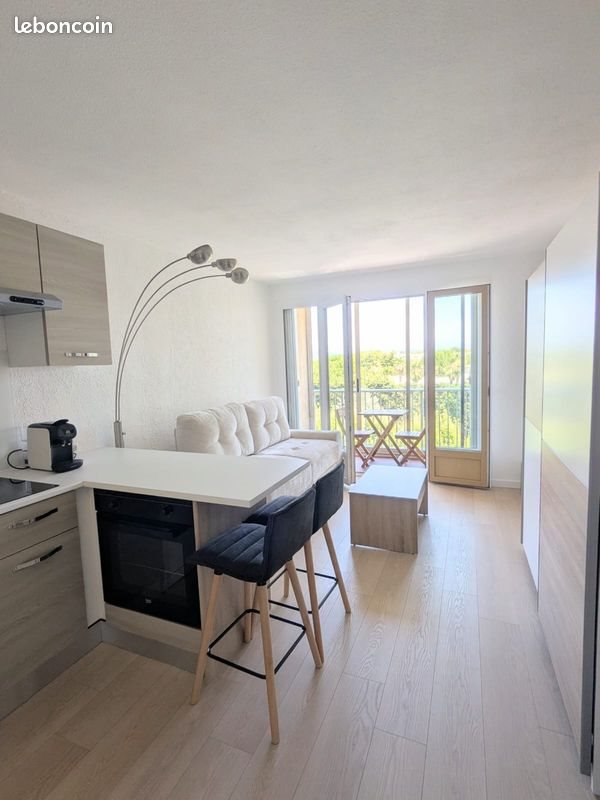 Appartement à louer, 24m², Fréjus