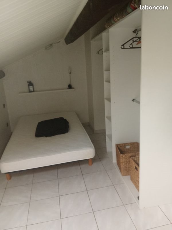 Appartement à louer, 19m², Alès