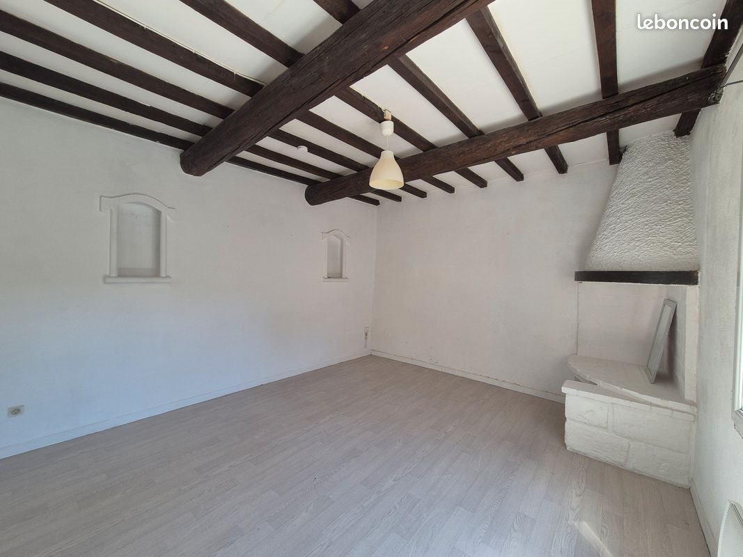 Maison à louer, 46m², Aimargues
