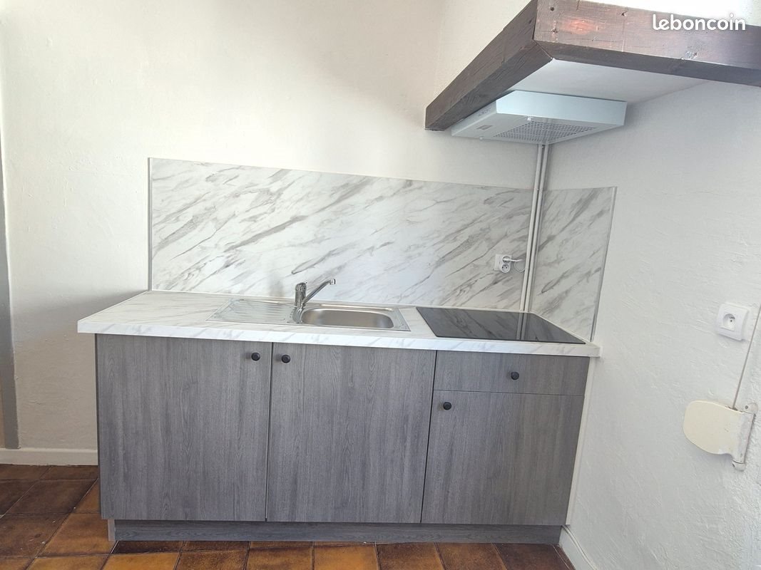Maison à louer, 46m², Aimargues