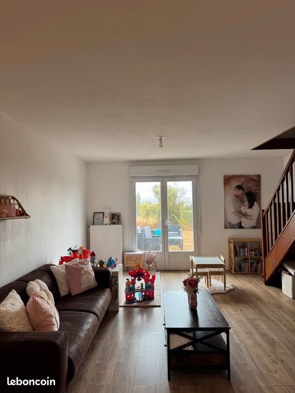 Maison à louer, 69m², Rety