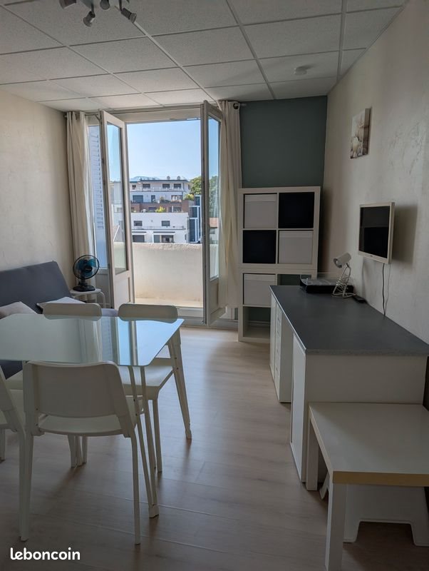 Appartement à louer, 25m², Grenoble