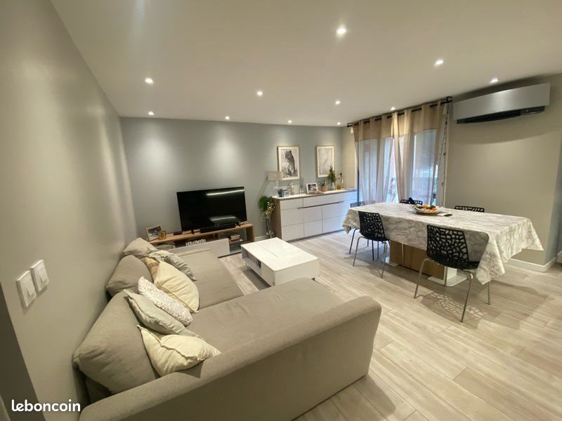 Appartement à louer, 62m², Fréjus