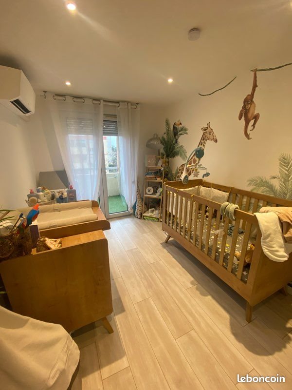 Appartement à louer, 62m², Fréjus
