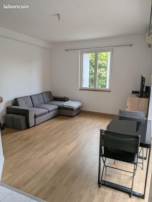 Appartement à louer, 71m², Samatan