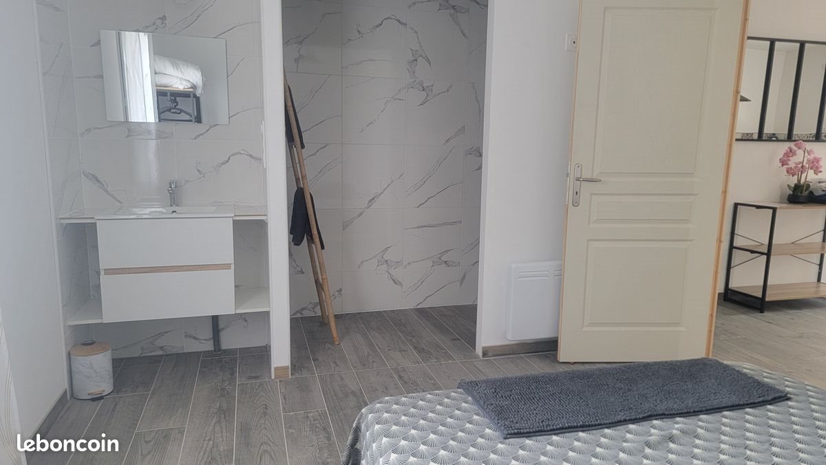 Maison à louer, 65m², Saint-Montan