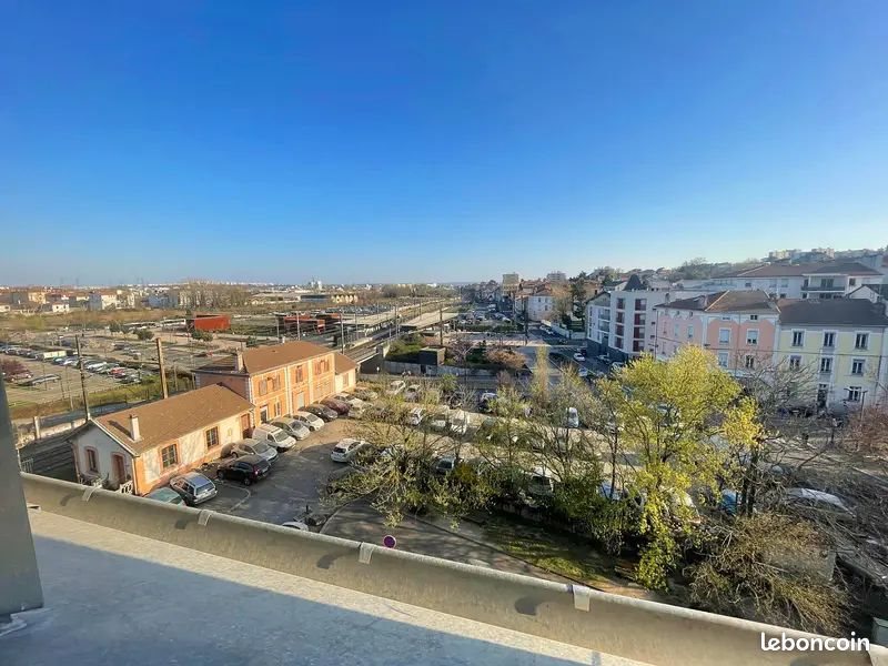 Appartement à louer, 63m², Oullins