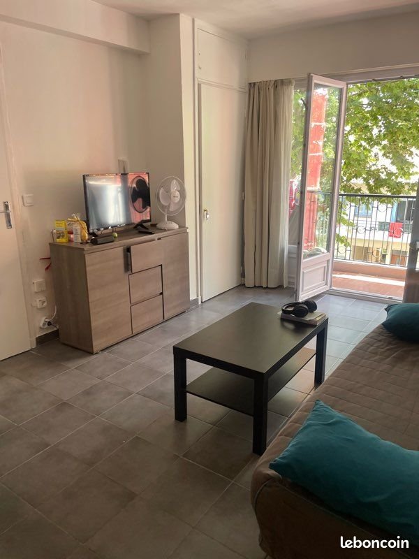 Appartement à louer, 29m², Antibes