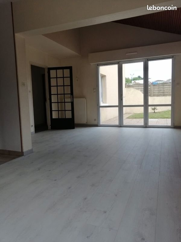 Maison à louer, 90m², Bressuire