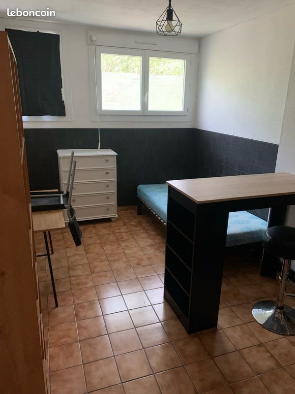 Appartement à louer, 15m², Pavie