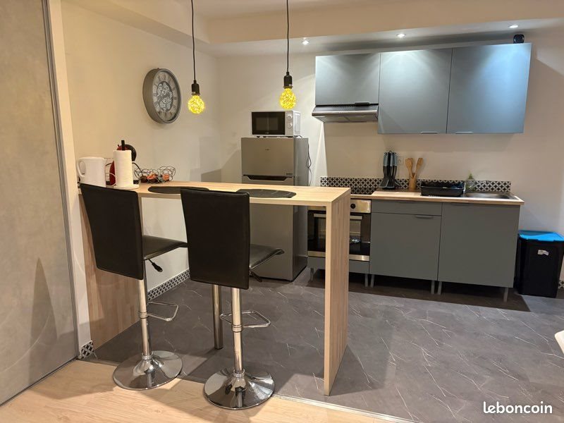 Appartement à louer, 90m², Betting
