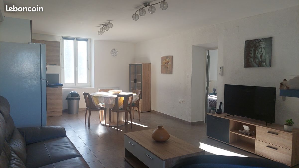 Appartement à louer, 48m², Monteux