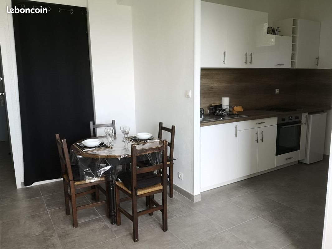 Appartement à louer, 40m², San-Martino-di-Lota