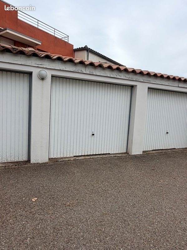 Appartement à louer, 55m², Garons