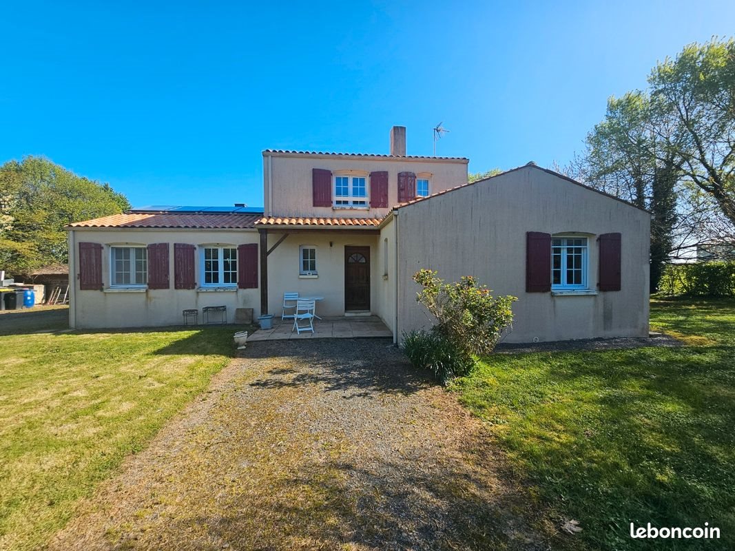 Maison à vendre, 153m², Petosse