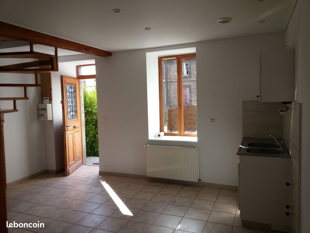 Maison à louer, 40m², Epinac