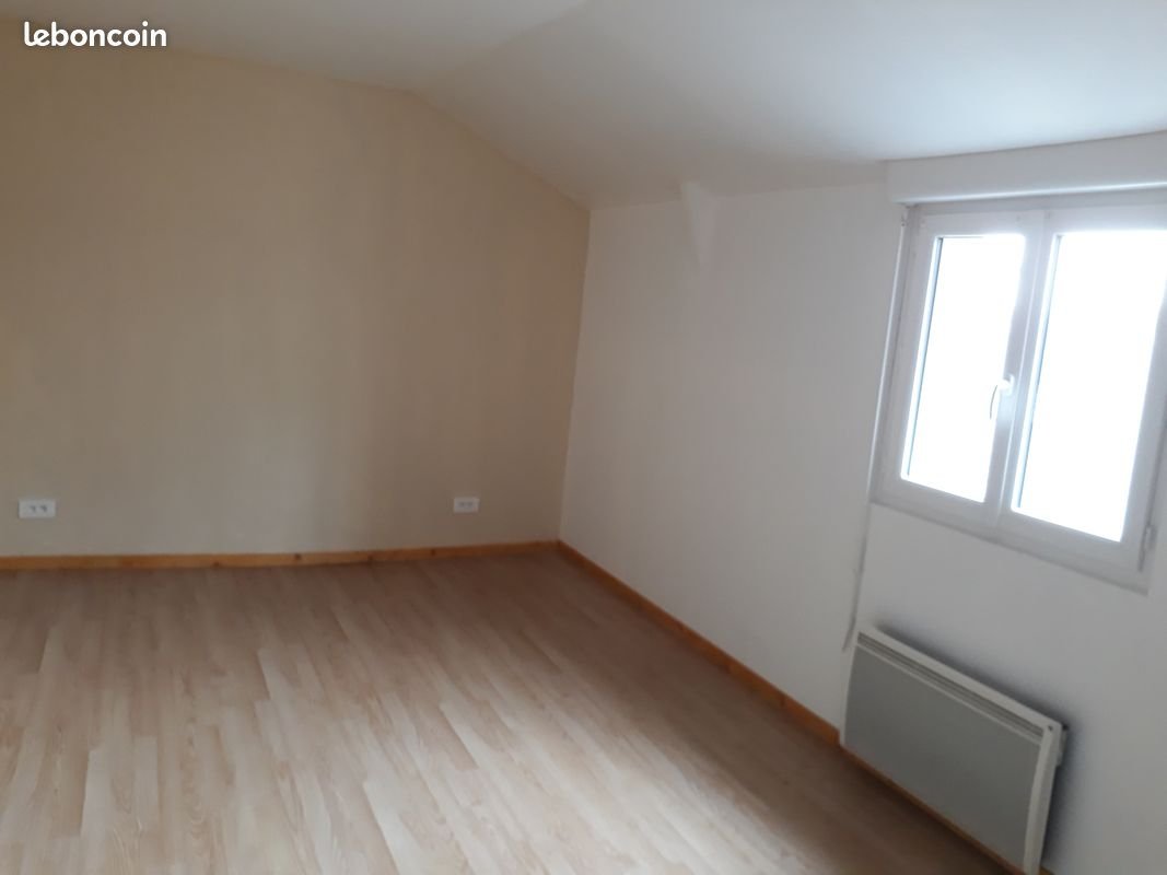 Appartement à louer, 83m², Feuquières