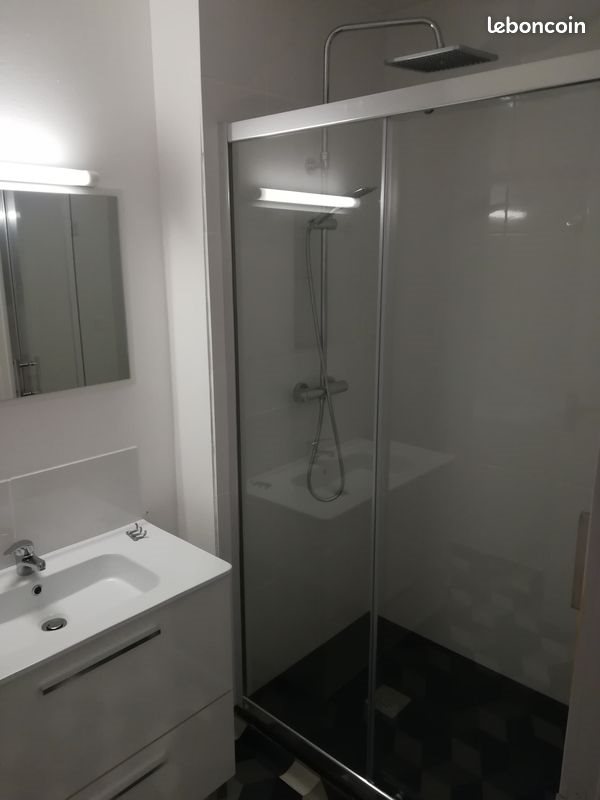 Appartement à louer, 60m², Aumont-Aubrac