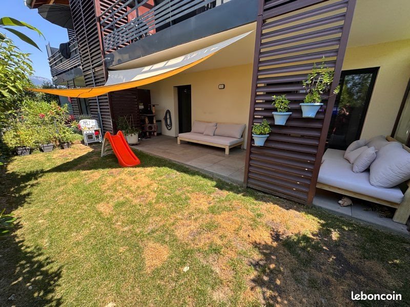 Appartement à vendre, 69m², Ornex