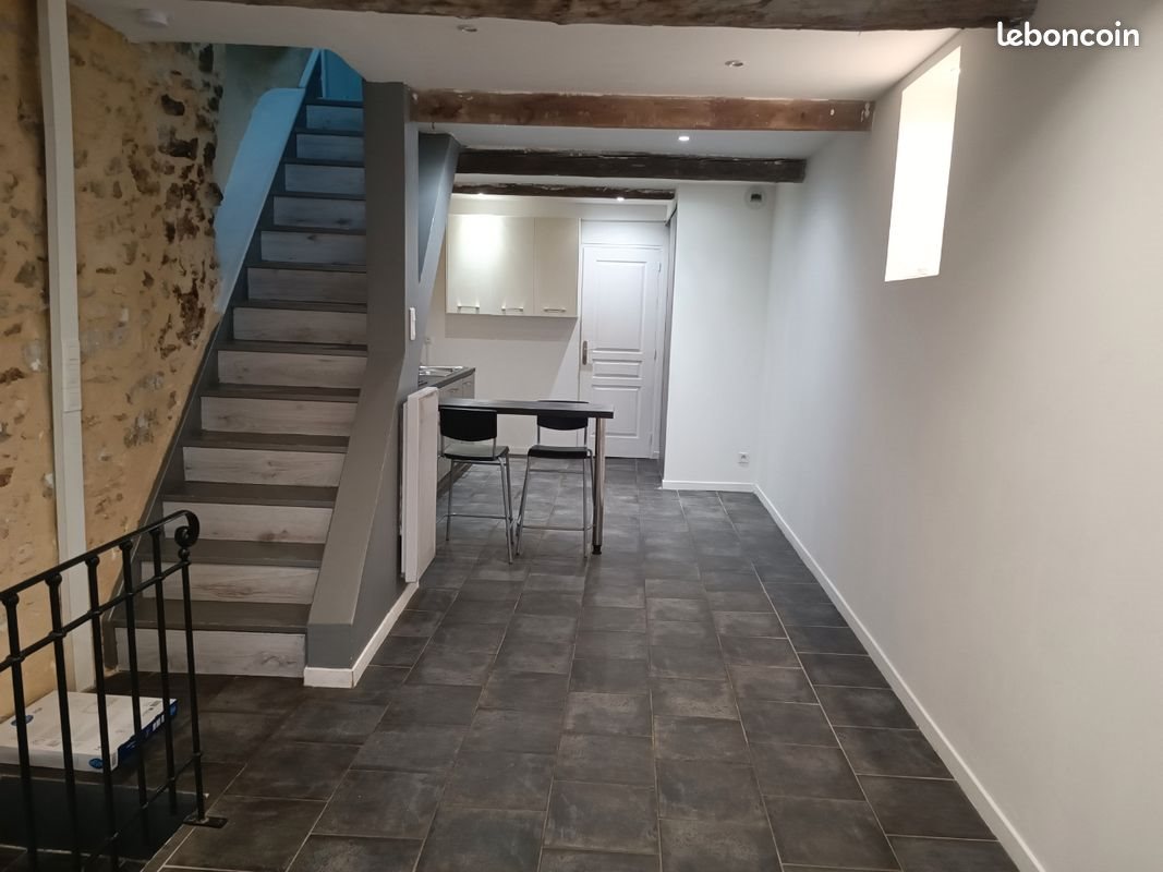 Appartement à louer, 90m², Camaret-sur-Aigues