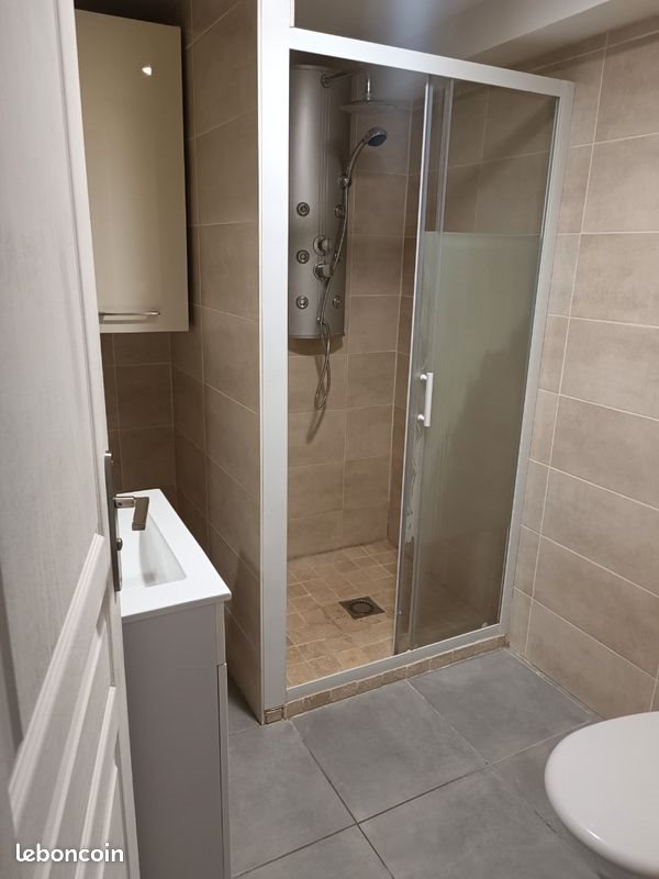 Appartement à louer, 90m², Camaret-sur-Aigues