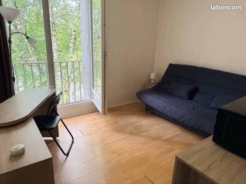 Appartement à louer, 17m², Pau