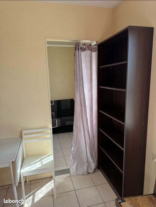 Appartement à louer, 22m², Saint-Julien-les-Villas