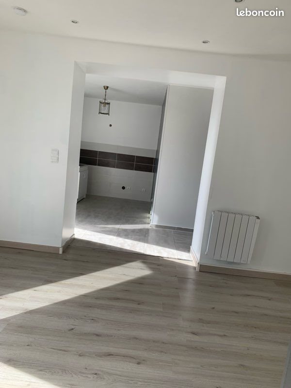 Appartement à louer, 57m², Blanzy