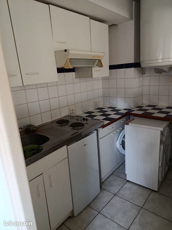 Appartement à louer, 25m², Béziers