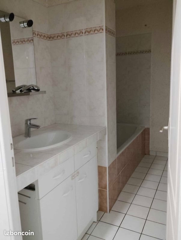 Appartement à louer, 59m², Poitiers
