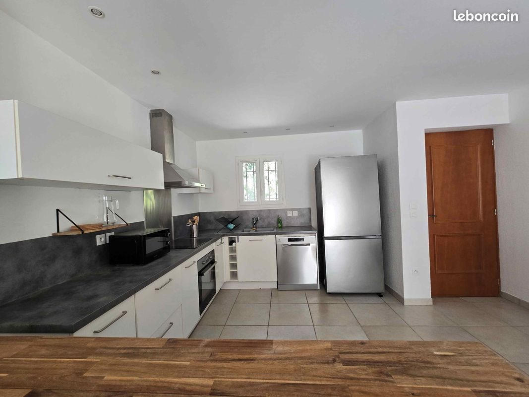 Maison à louer, 95m², Fréjus