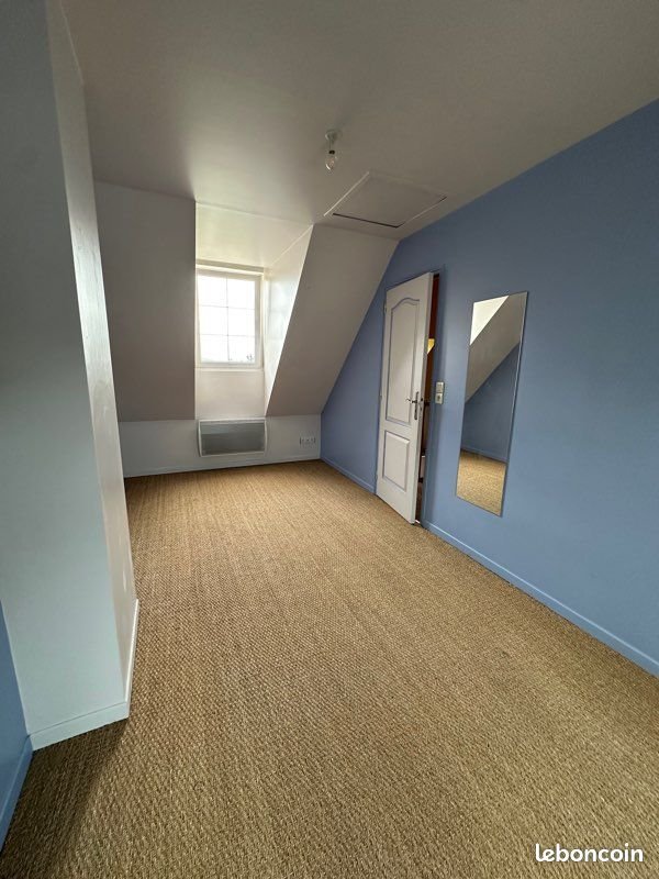 Maison à louer, 70m², Saint-Aubin-de-Locquenay