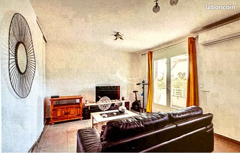 Appartement à louer, 47m², Ghisonaccia