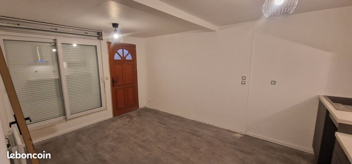 Appartement à louer, 25m², Miniac-Morvan