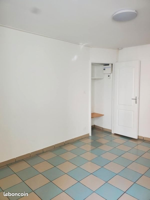 Appartement à louer, 23m², Riom